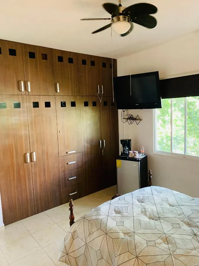 La Casa De Leo Recamara 1 Villa Cardiell Qroo Playa del Carmen Pensión